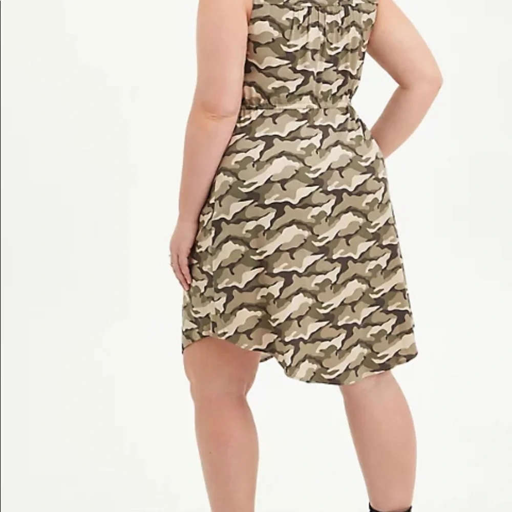 Torrid Sleeveless Zip Front Camo Shirt Dress - Sizes 1X & 2X - Picture 2 of 16